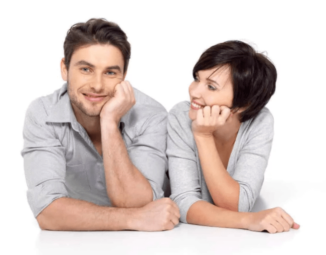 Spokojený muž a žena po léčbě prostatitidy kapslemi Prostamin